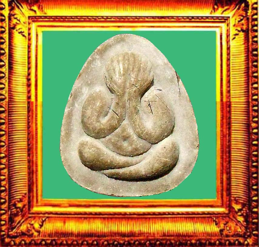 พระปิดตารุ่นแรกมหาเสน่ห์หลวงปู่โต๊ะวัดประดู่ฉิมพลี องค์ที่ 2