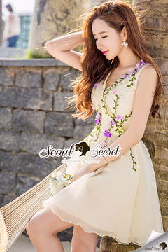 Lady Ribbon Online ขายส่งเสื้อผ้าออนไลน์ของแท้ SS11070716 Seoul Secret Say's... Violatta Bloom Creamy Cami Dress
