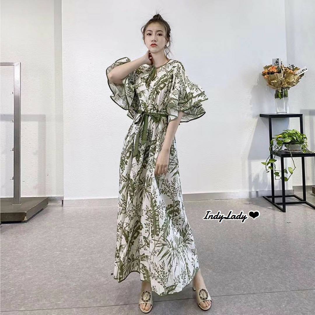 Dress แขนสั้นเป็นชั้นระบาย