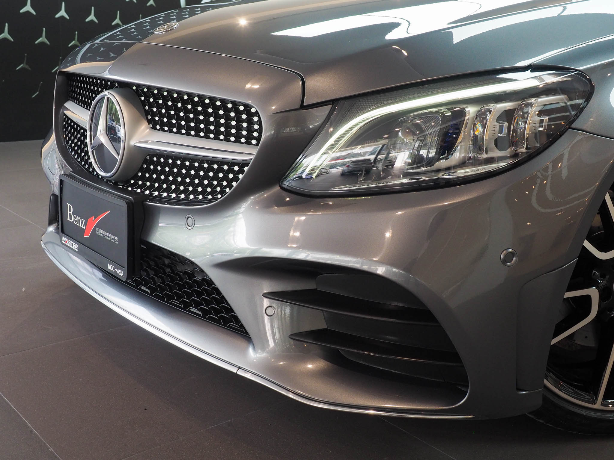 จองแล้ว C200 Coupe AMG W205