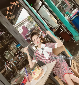 เดรสผ้าไหมผ้าทอลายริ้ว