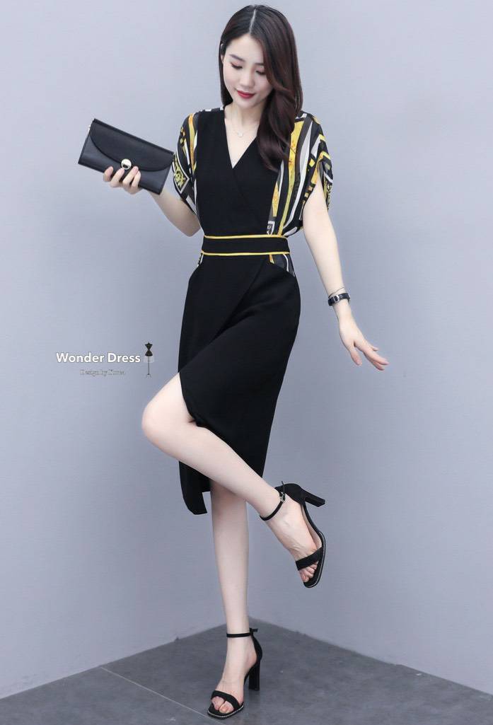 เดรสสีดำทรงปีกค้างคาว