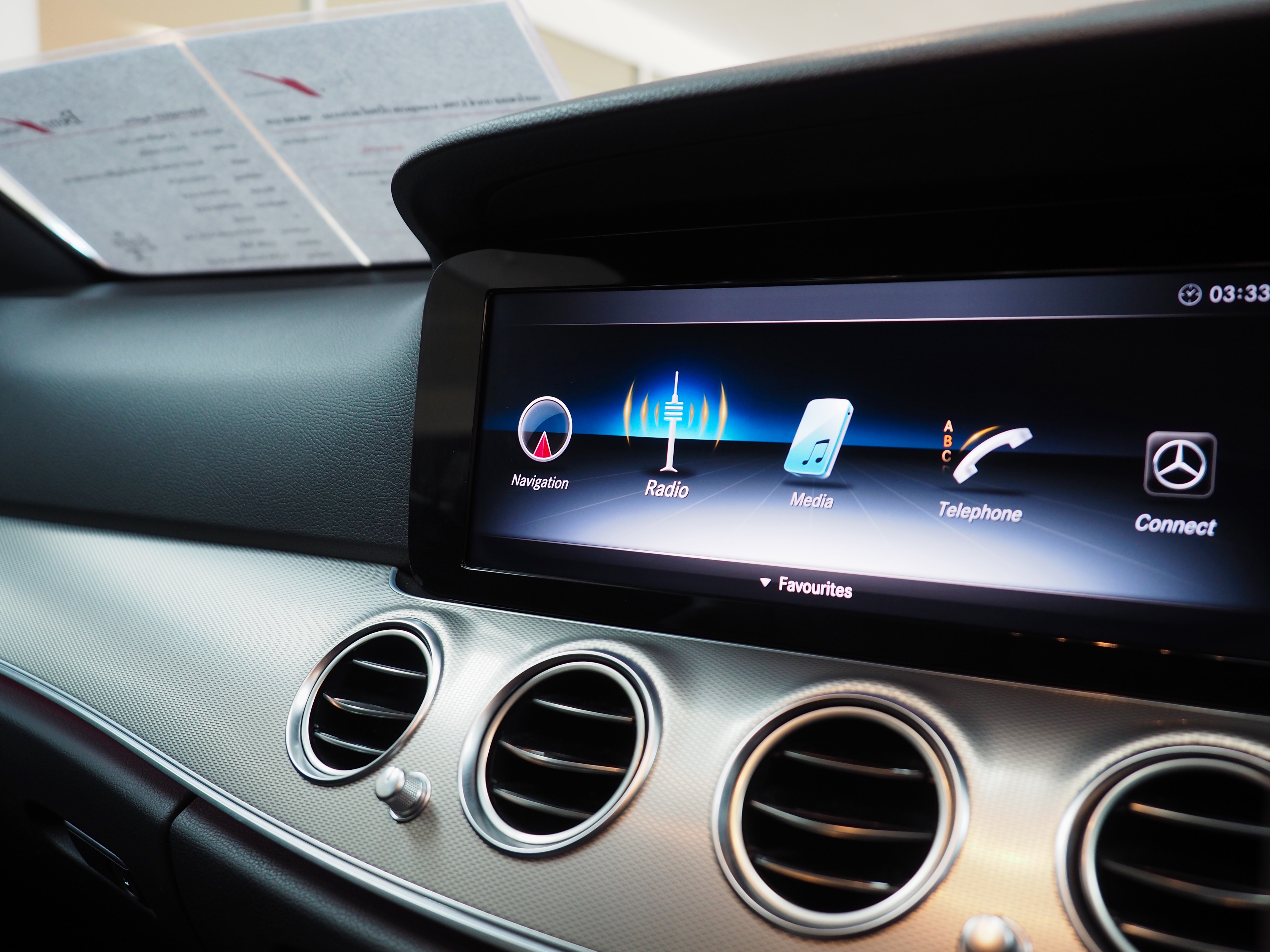 จองแล้ว E350e Avantgarde Plug In Hybrid W213