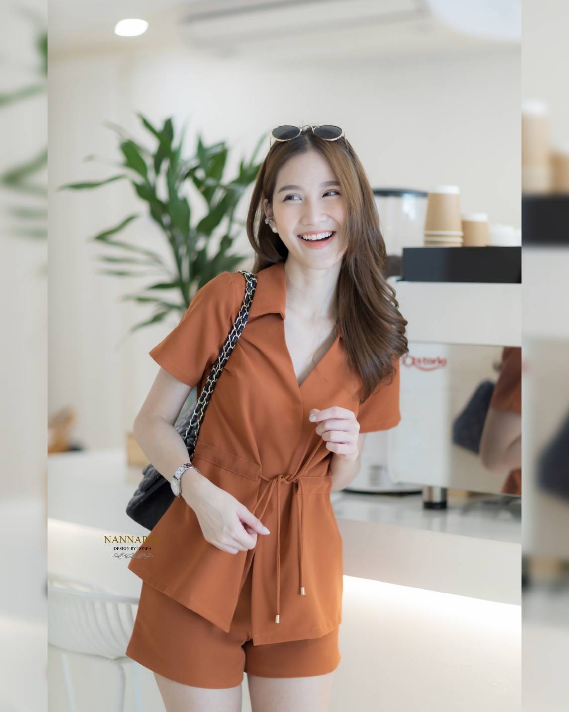 เสื้อกระดุมหน้า มีเชือกรูดผูกเอว