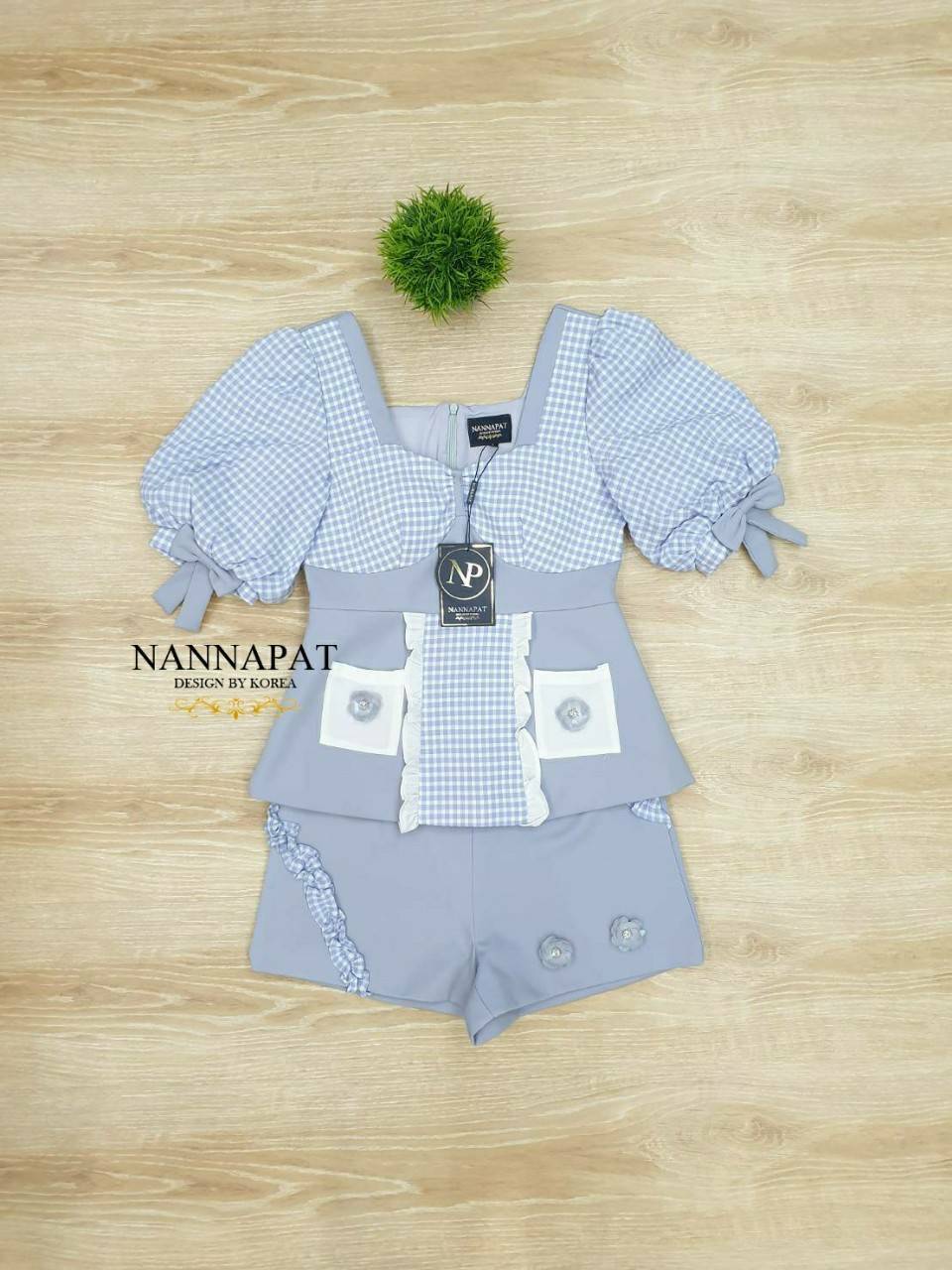 เสื้อซิปหลัง มีซับในอย่างดี