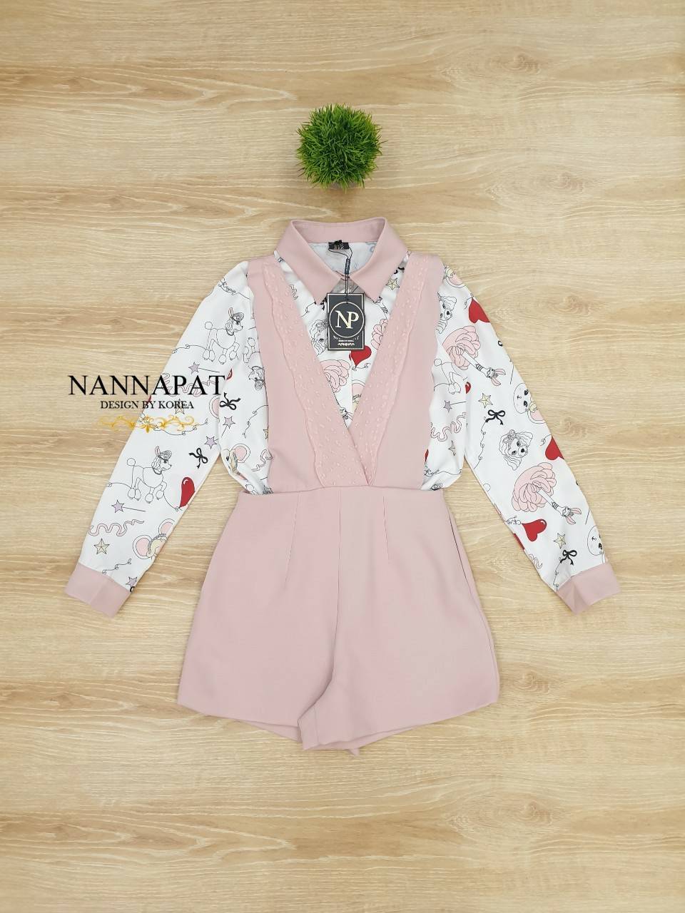 เสื้อกระดุมหน้า พิมพ์ลายเก๋