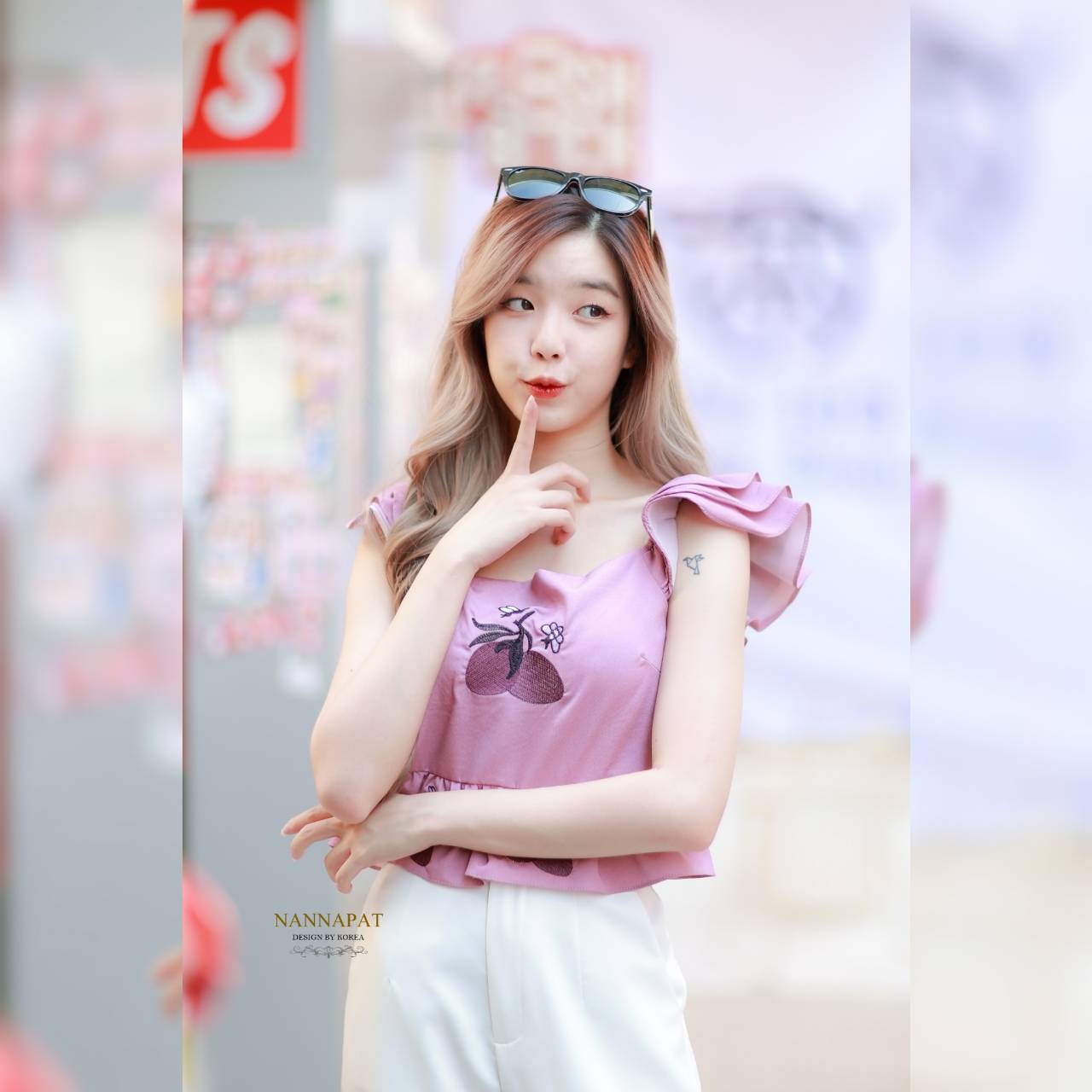 เสื้อซิปหลัง มีฟองน้ำอกด้วย