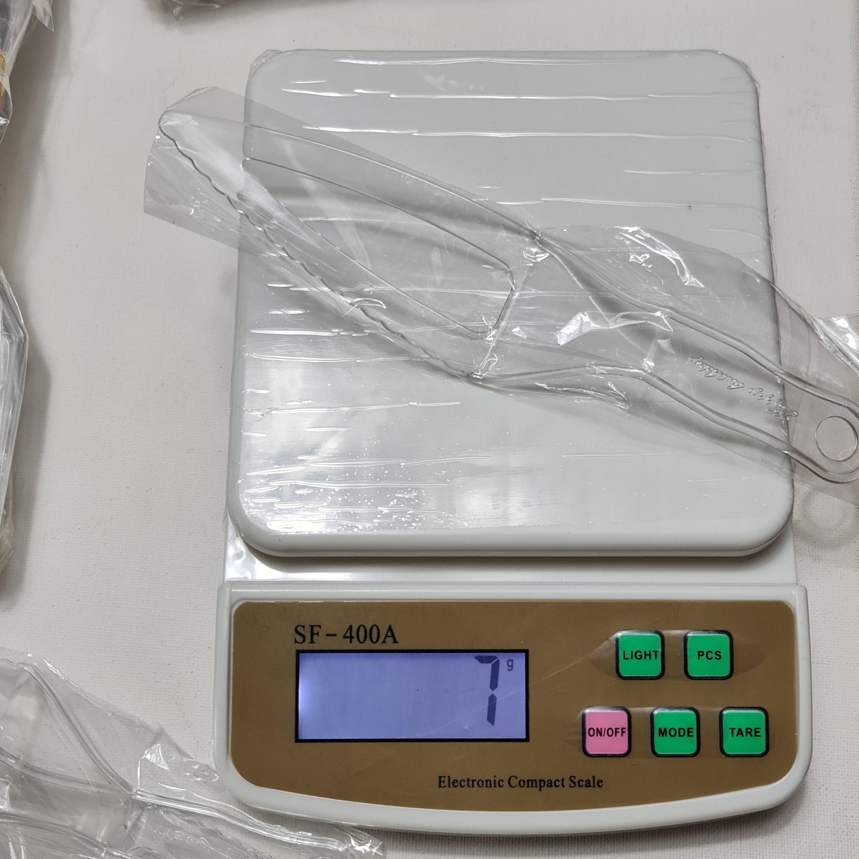 ที่ตักเค้ก พลาสติก รุ่นประหยัด แพ็คซอง มีดตักเค้ก เค้กวันเกิด บรรจุซองเดี่ยว