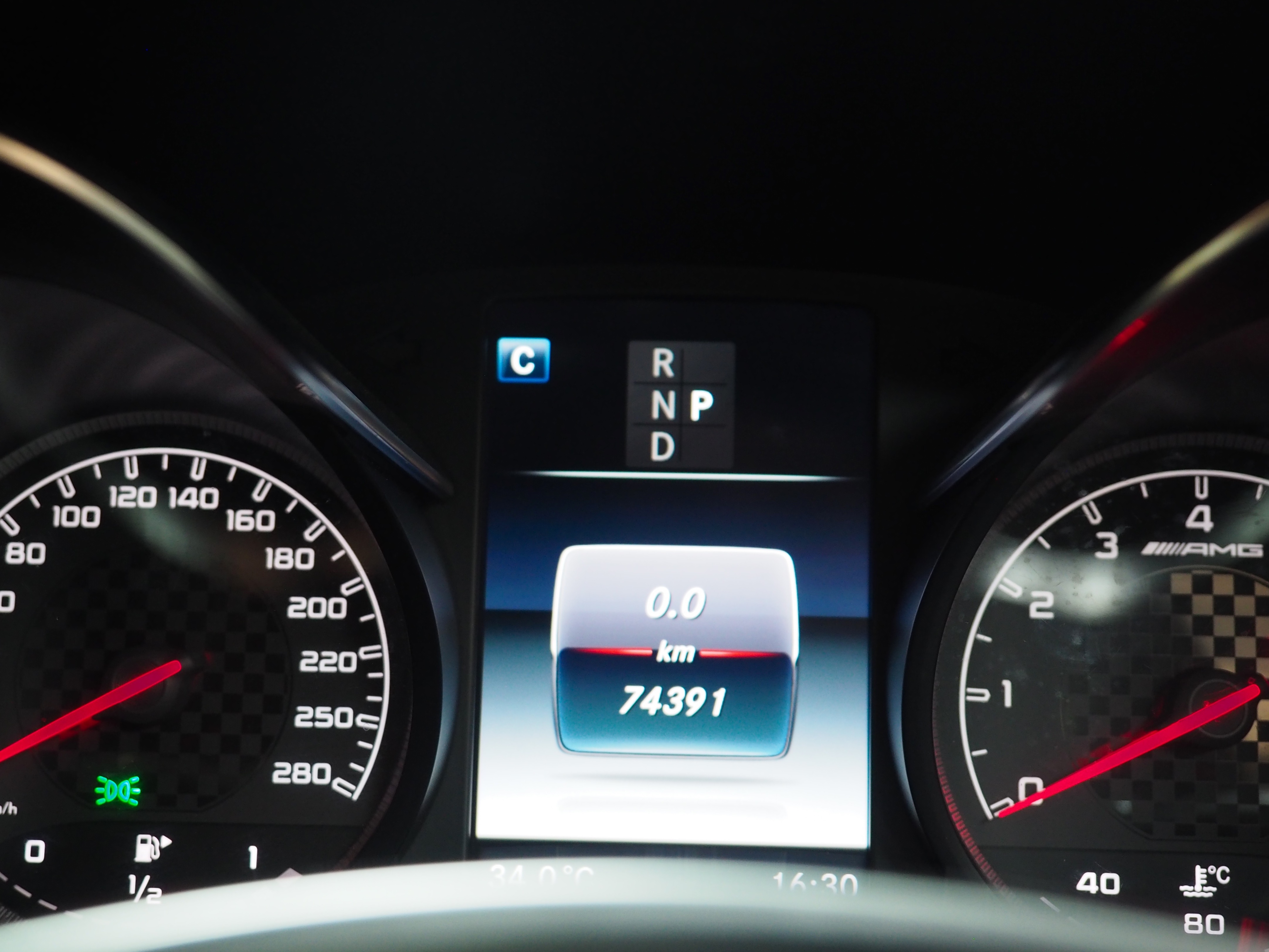 จองแล้ว GLC43 AMG Coupe 4Matic W253