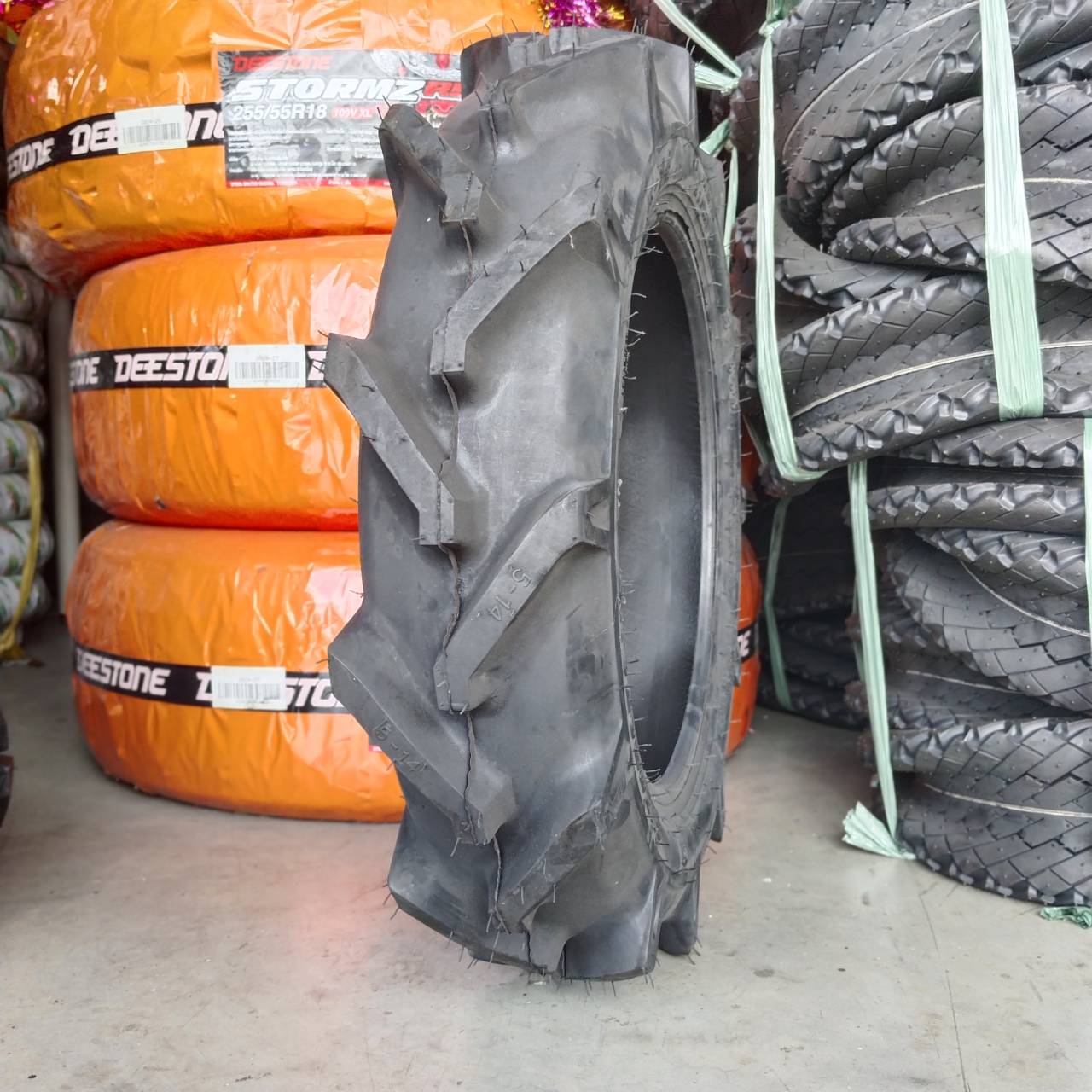 ยางรถไถ ยางรถเกษตร และอุตสาหกรรม ขนาด 5-14 รุ่น ST358 ยี่ห้อ SUPERSTONE