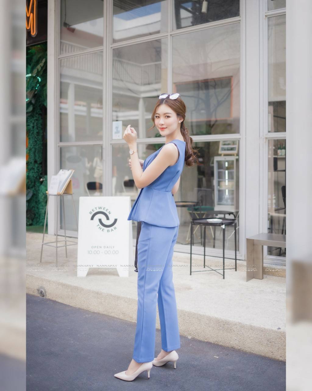 เสื้อแขนกุดกระดุมหน้า กางเกงทรง