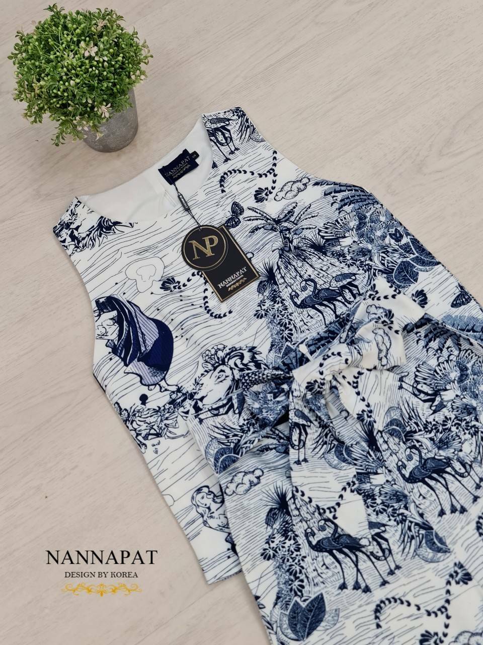 เสื้อซิปหลัง กางเกงทรงสวย