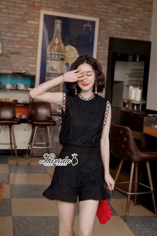 เสื้อทรงปล่อยผ้าซีทรูพร้อมกางเกง