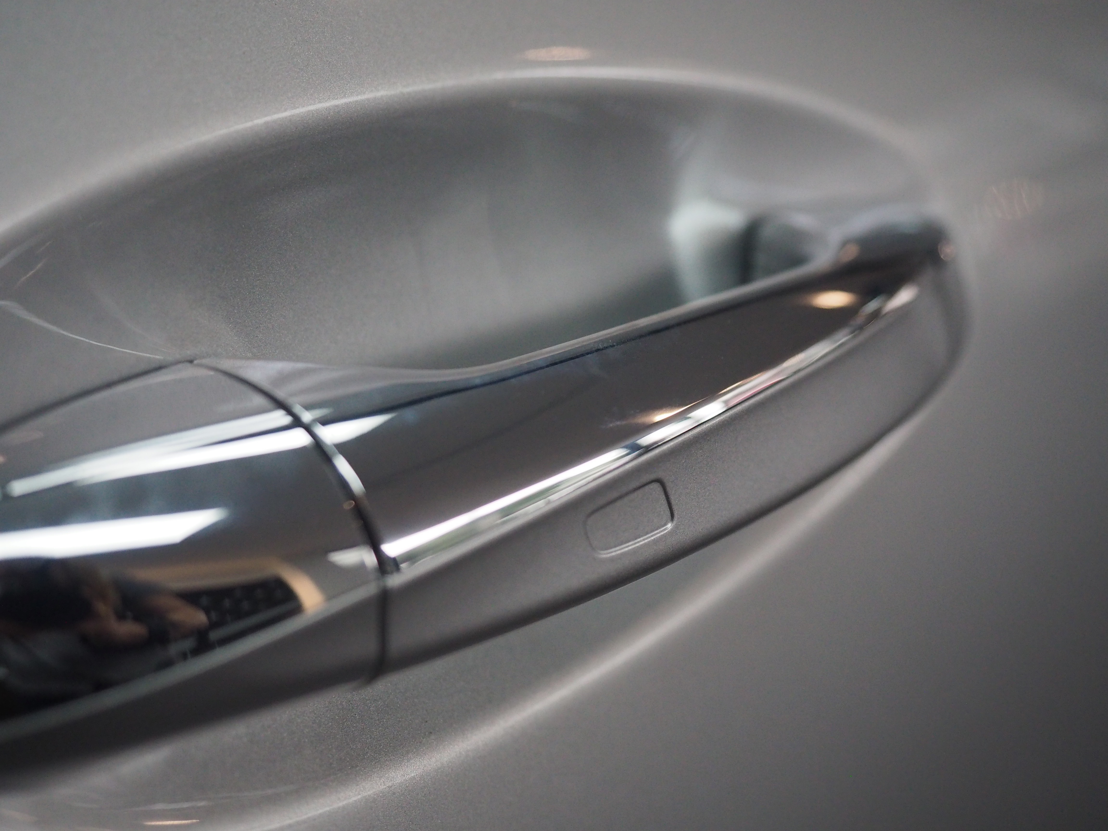 จองแล้ว GLA200 AMG Dynamic W247