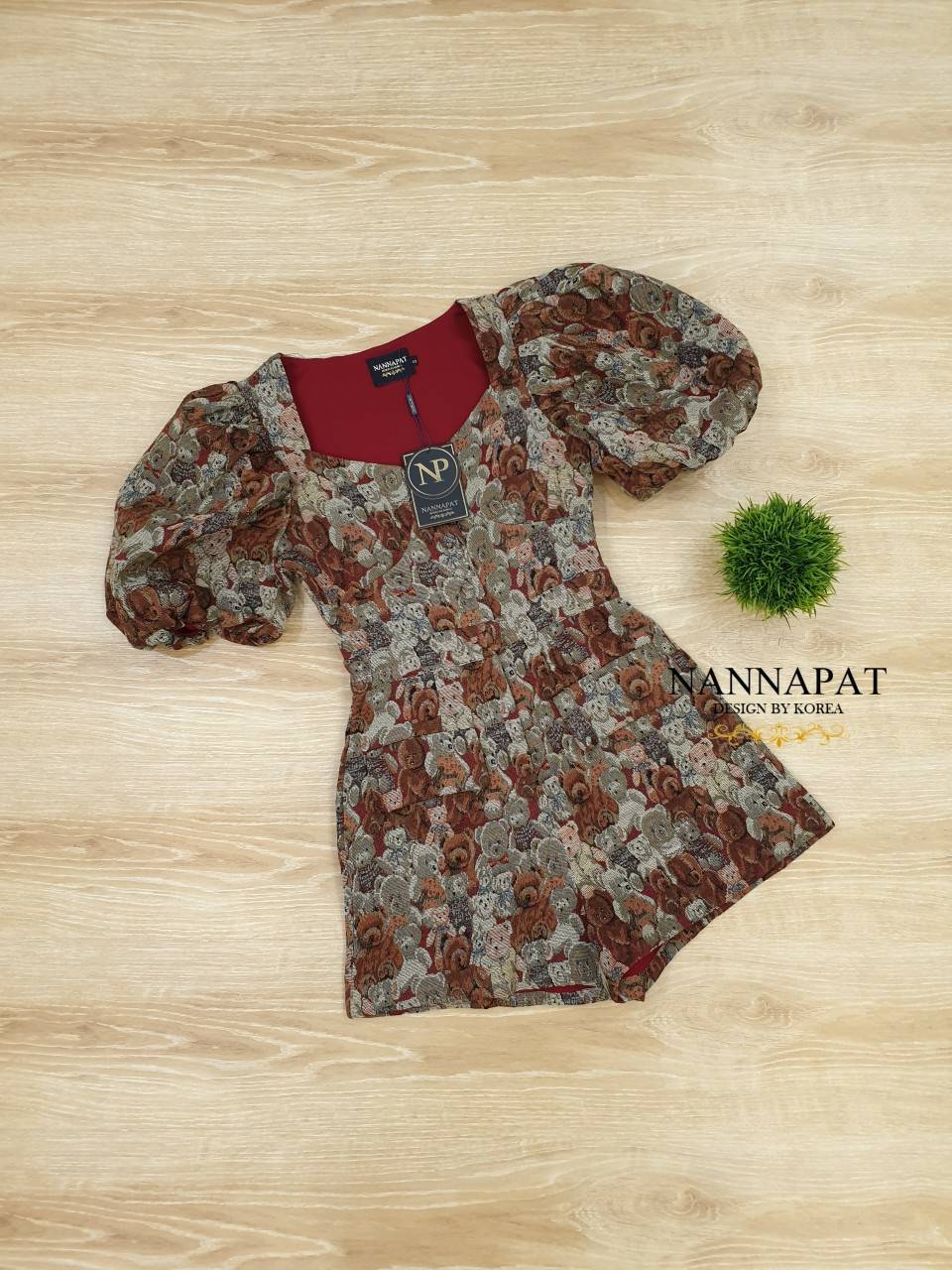 เเพลสูทงานกระดุมหน้า แขนตู้มๆ