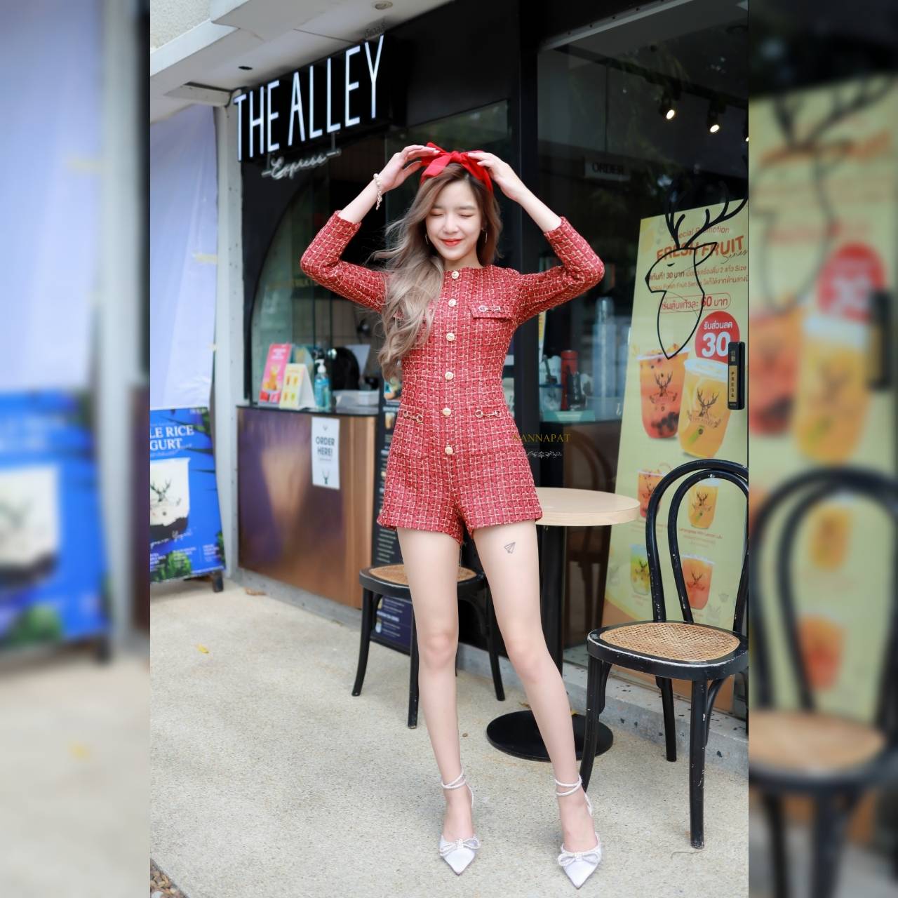เพลสูทสีแดงมีเทรคเจอร์ในตัว หนานุ่ม