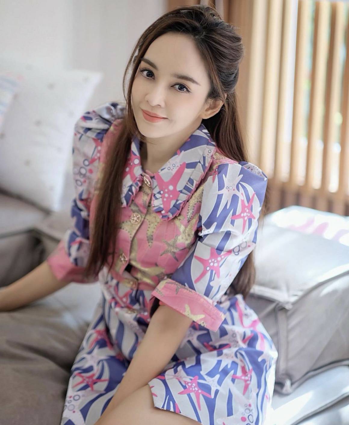เดรสสูทคอปกแต่งระบายจับจีบ