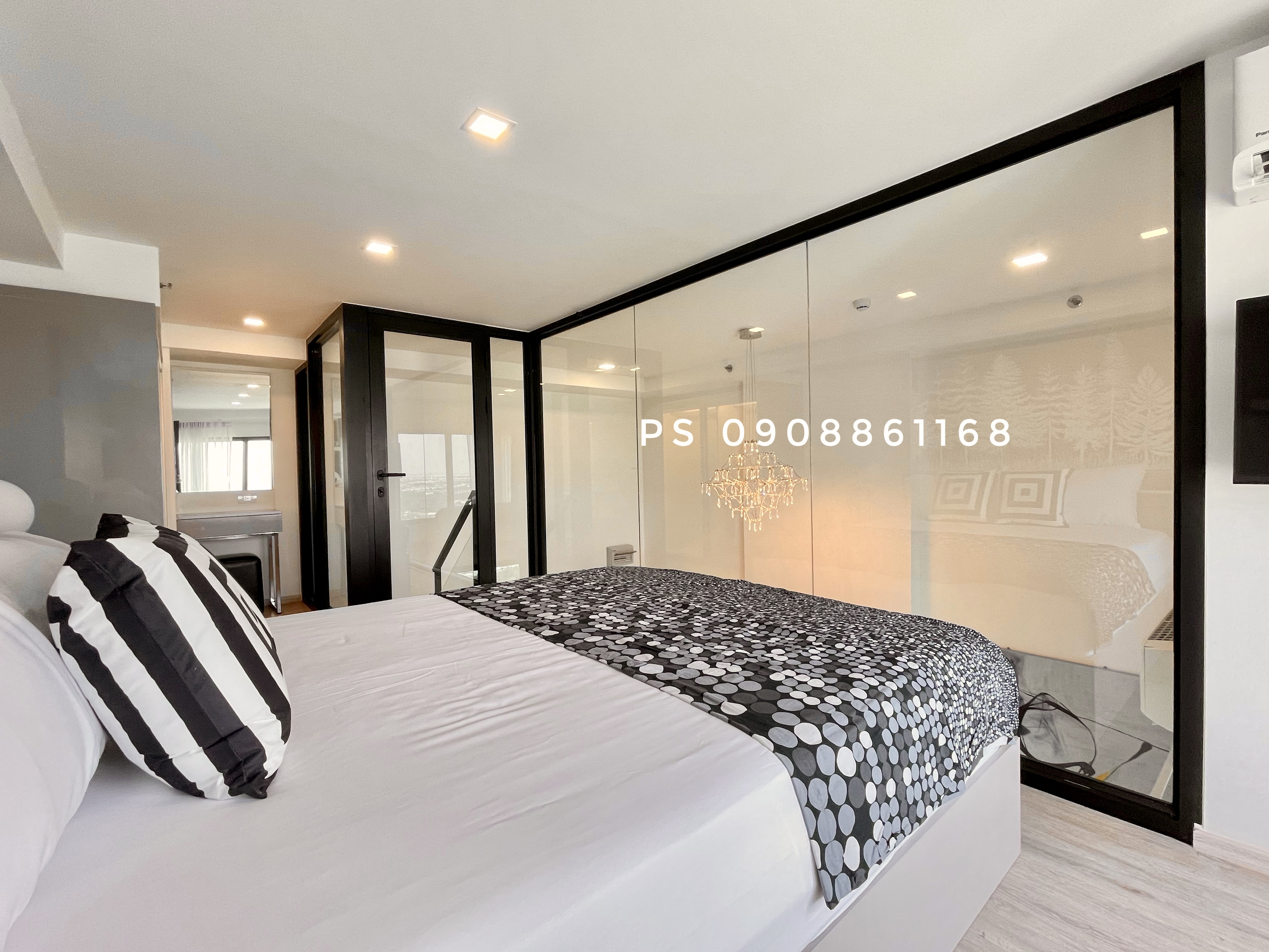 กั้นห้องกระจกคอนโดduplex ดูเพล็ก ด้วยประตูอลูมิเนียมและกระจกนิรภัยตามแบบและตามห้องตัวอย่าง