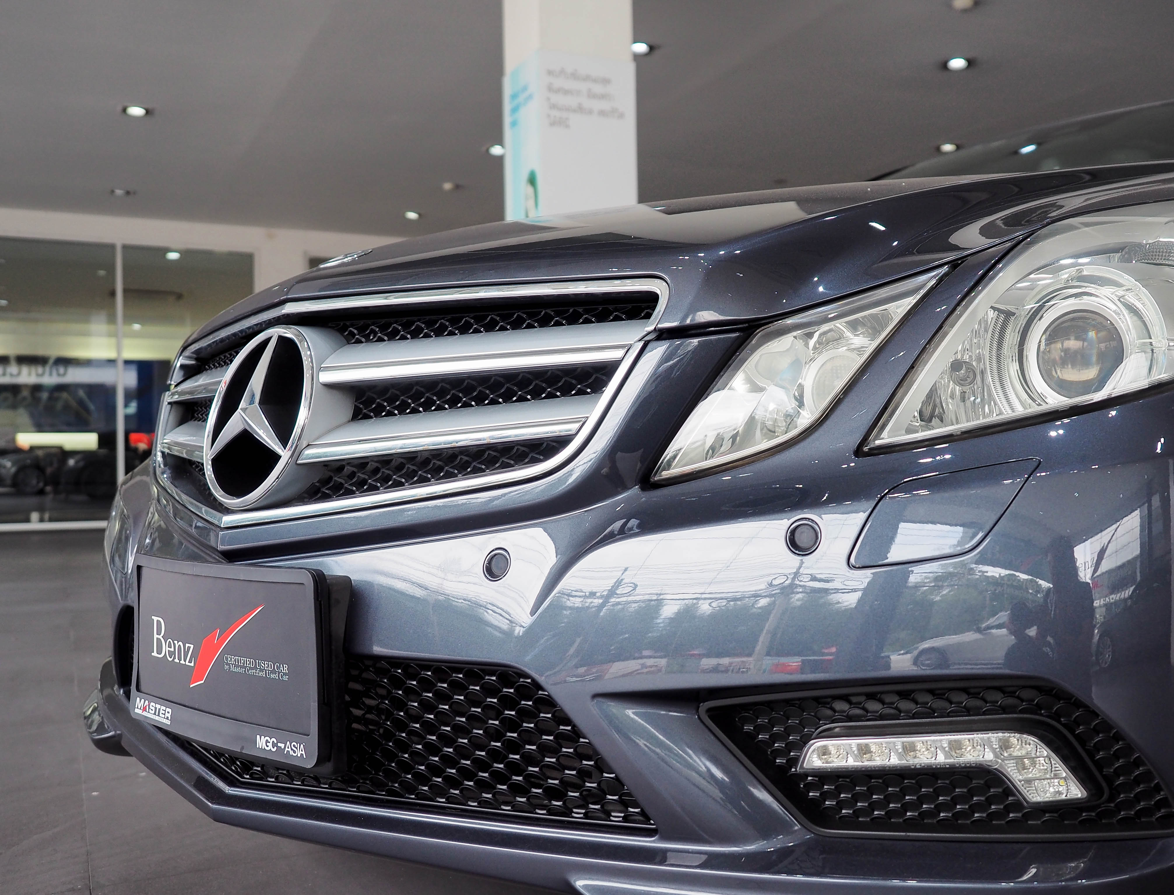 จองแล้ว E250 CGI Coupe AMG BlueEfficency W207