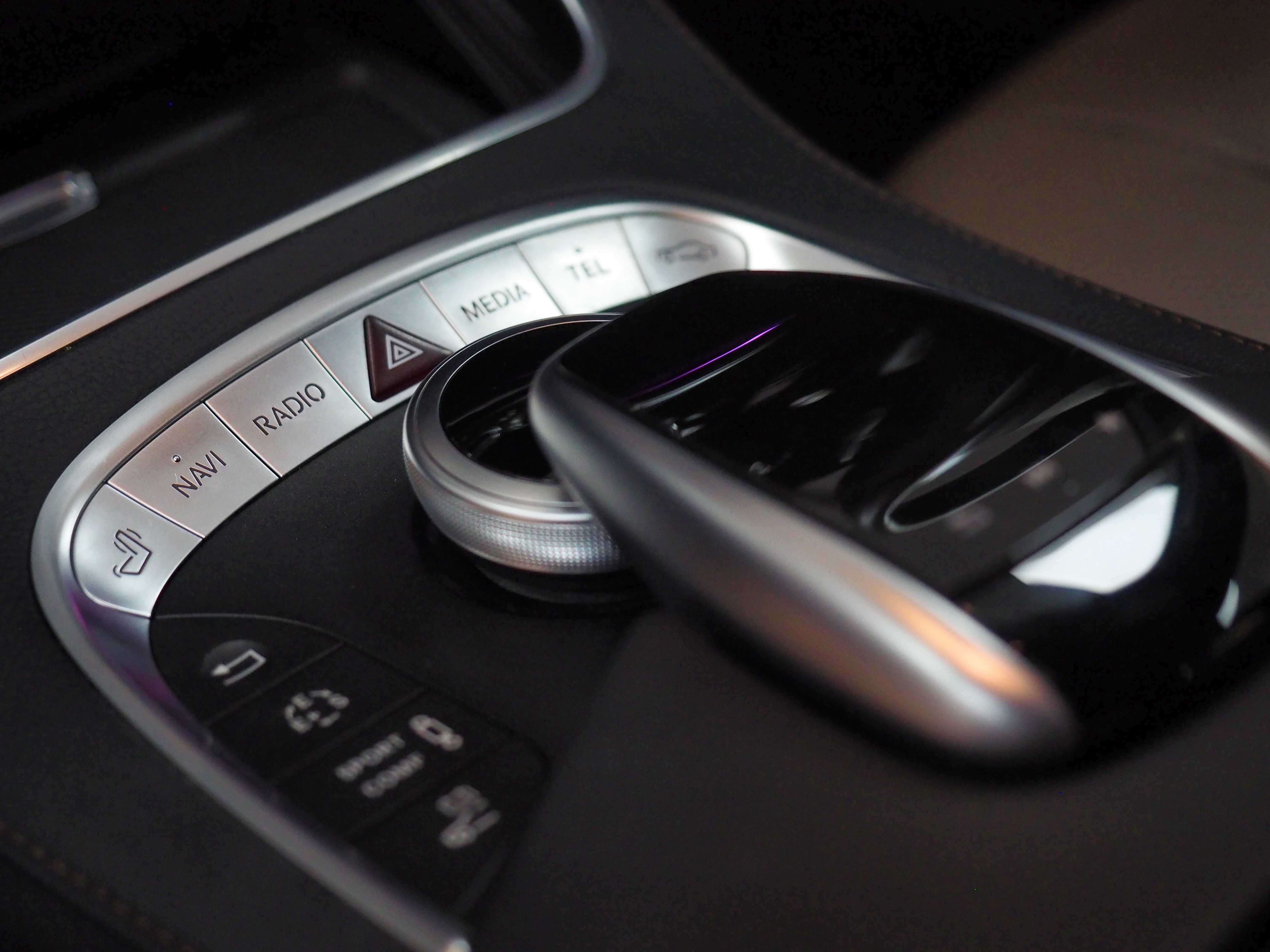 จองแล้ว S500e Exclusive Plug in Hybrid W222