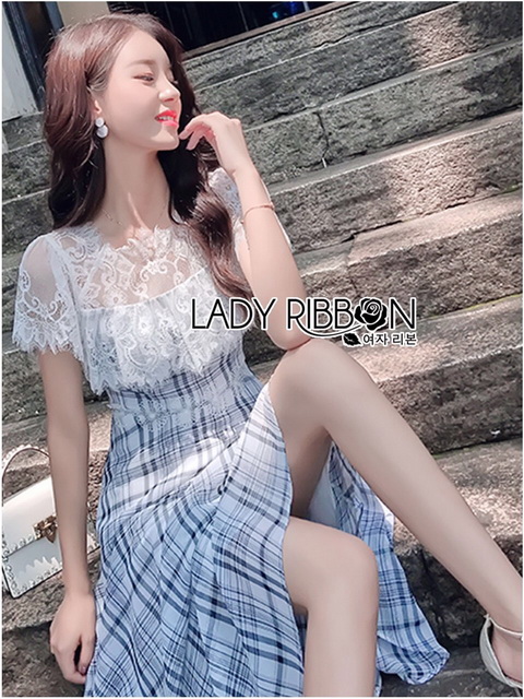 เดรสยาวลายสก็อตสีดำตกแต่งลูกไม้สีขาว