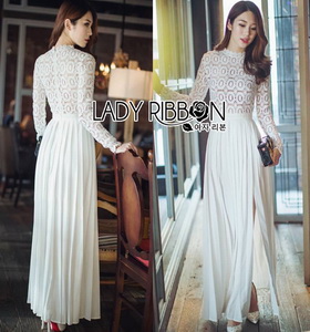 Lady Ribbon Floral Maxi Dress