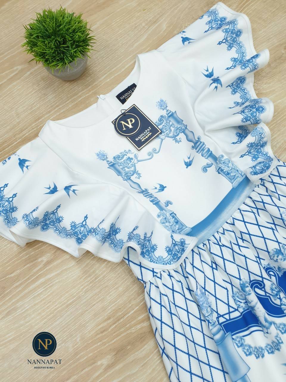 เดรสคลาสสิค