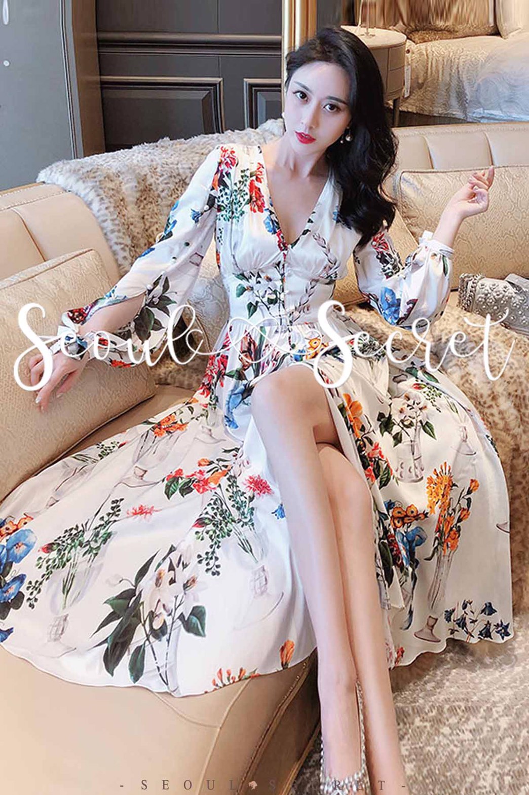 เดรสโทนสีขาวพิมพ์ลายดอกไม้สไตล์วินเทจ