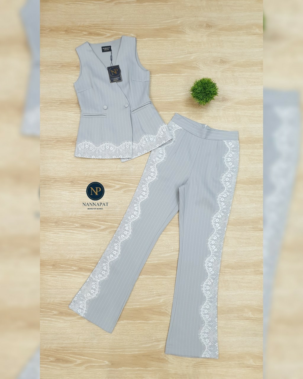 เสื้อกระดุมหน้า มีซับในอย่างดี