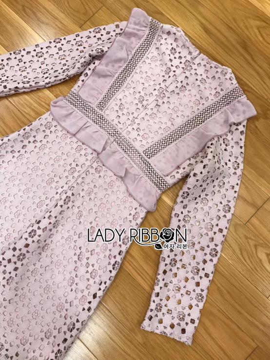เดรสสั้นผ้าลูกไม้สีชมพูตกแต่งระบาย