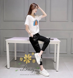 เสื้อผ้าแฟชั่นเกาหลีสวยๆชุดเซทเสื้อ+กางเกงติดป้าย