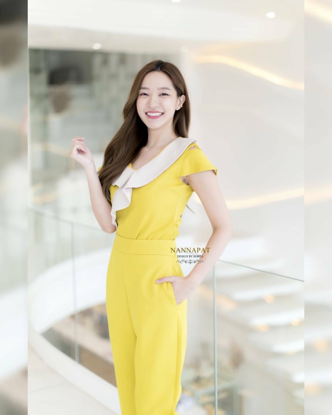 เสื้อซิปหลัง แต่งระบายน่ารัก แขนล้ำ