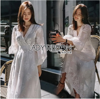 เดรสยาวผ้าเครปและลูกไม้สีขาวสไตล์วินเทจ