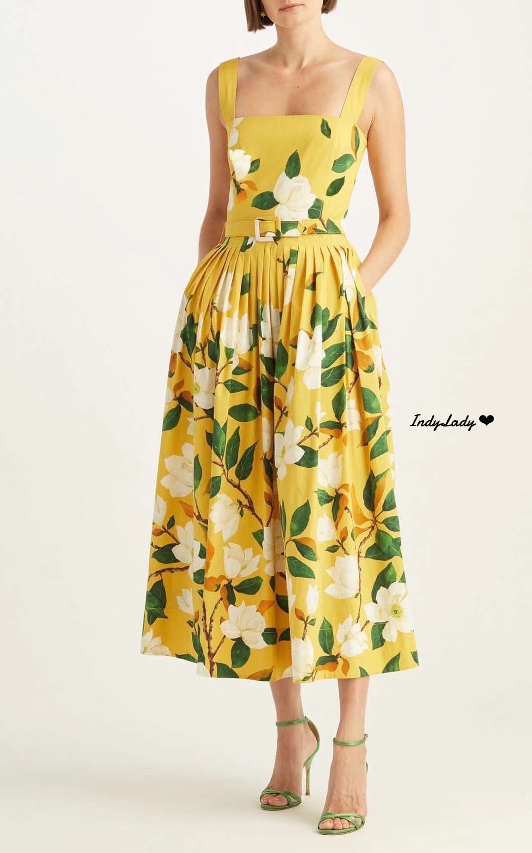 Maxi Dress เดรสสายเดี่ยว