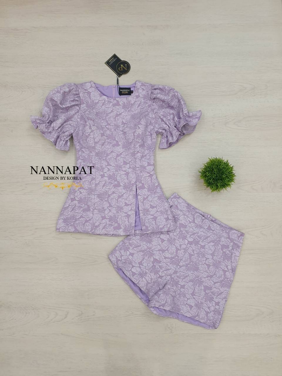 เสื้อซิปหลัง มีฟองน้ำอกสีม่วง