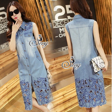 Lady Ribbon พร้อมส่งเสื้อผ้าออนไลน์ SV11130716 🎉Sevy Bird Carve Embroidered Jacket Dress