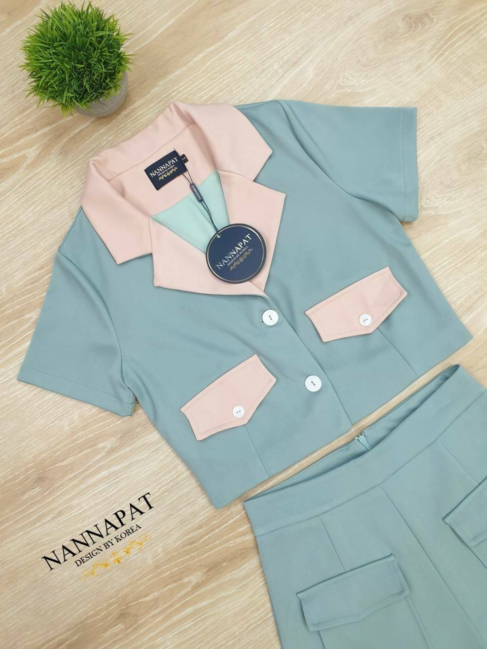 เสื้อกระดุมหน้ากางเกงกระเป๋าคู่