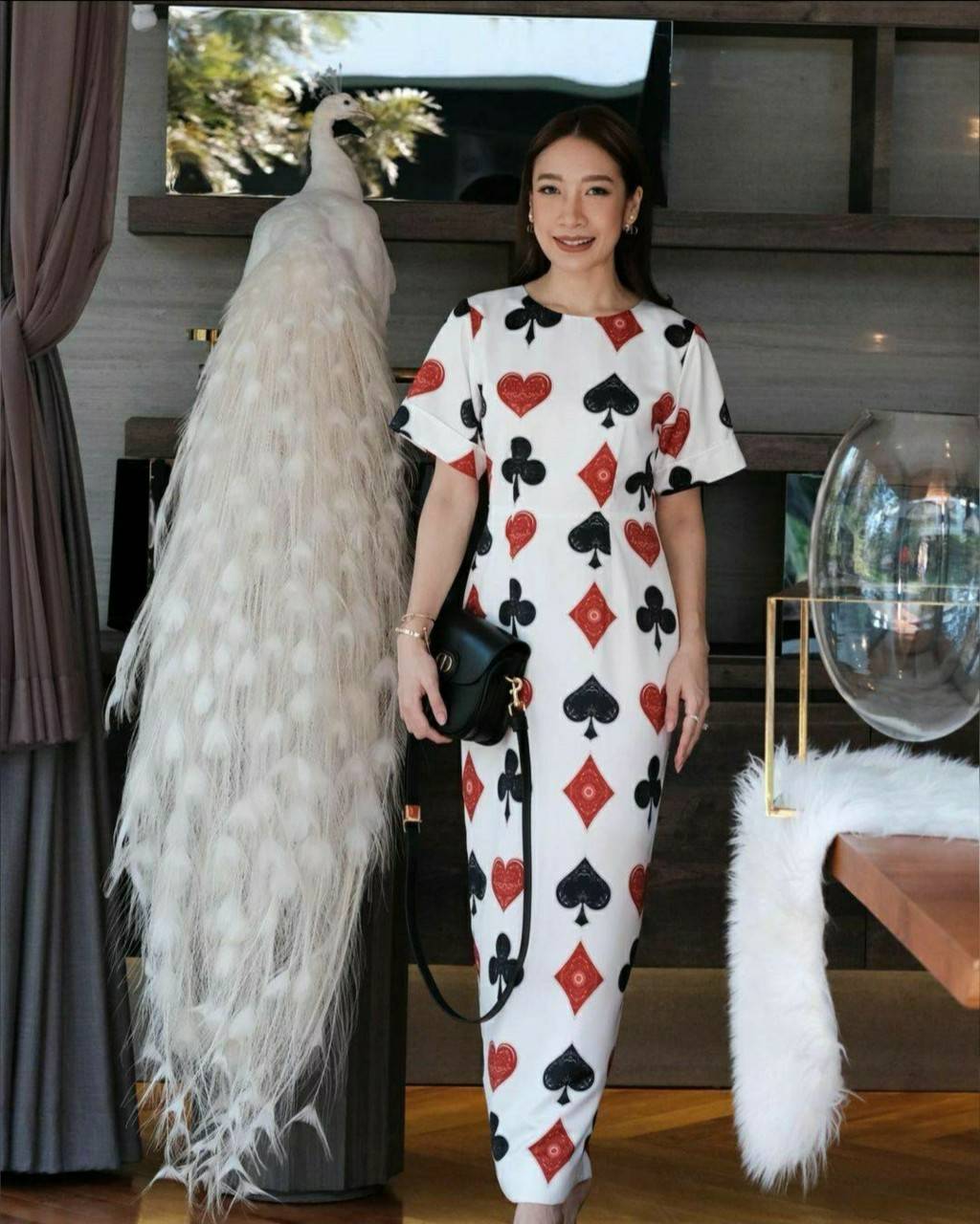 เดรสงานซิปหลังผ่าหลังทรงสวย