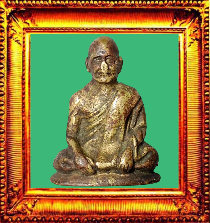 รูปหล่อโบราณรุ่นแรกหลวงพ่อปลั่งวัดพระบรมธาตุ องค์ที่ 2