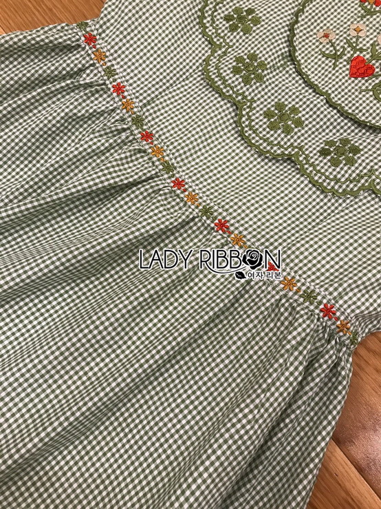 เดรสลายสก็อตปักลายดอกไม้สไตล์สาวคันทรี่