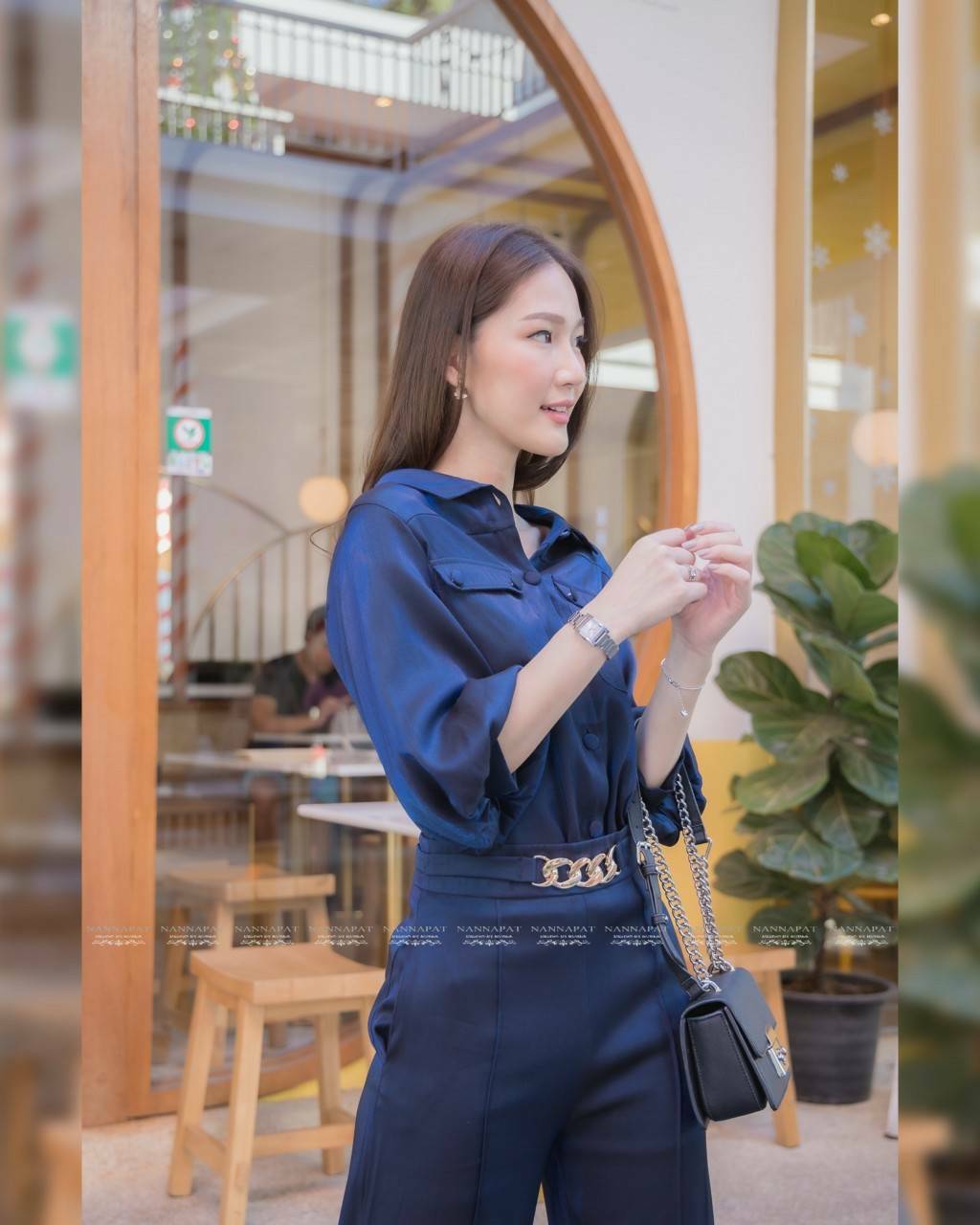 เสื้อคอปกกระดุมหน้า มีกระเป๋า