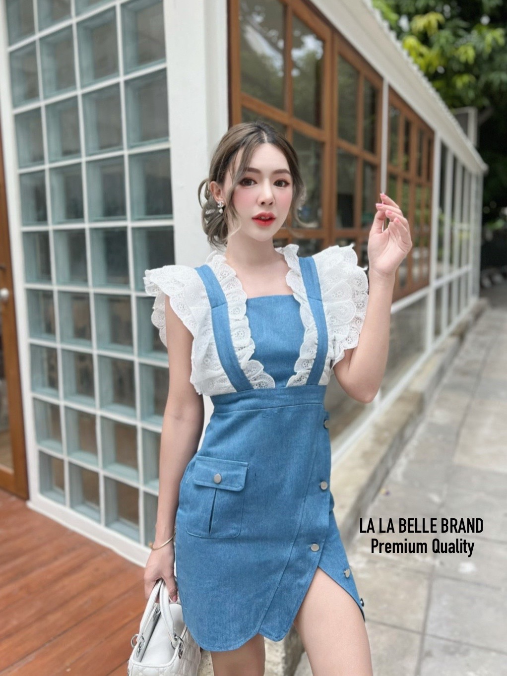 เดรสยีนส์ระบายลูกไม้
