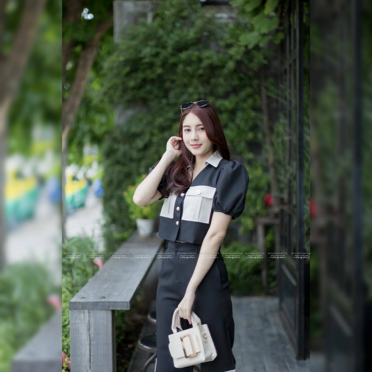 เสื้อคอปกกระดุมหน้าแขนตุ๊กตา