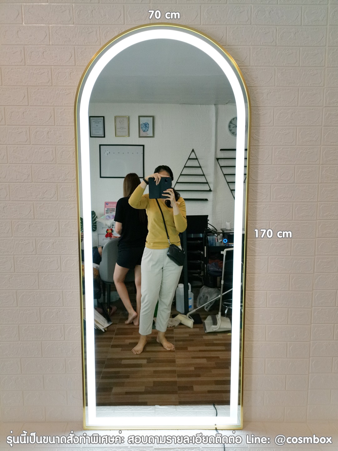 กระจกแต่งหน้า กระจกมีไฟ (ซ่อนไฟ) - 70 x 170 cm. (รุ่นแขวนผนัง) สีทอง ดีไซน์โค้งบน