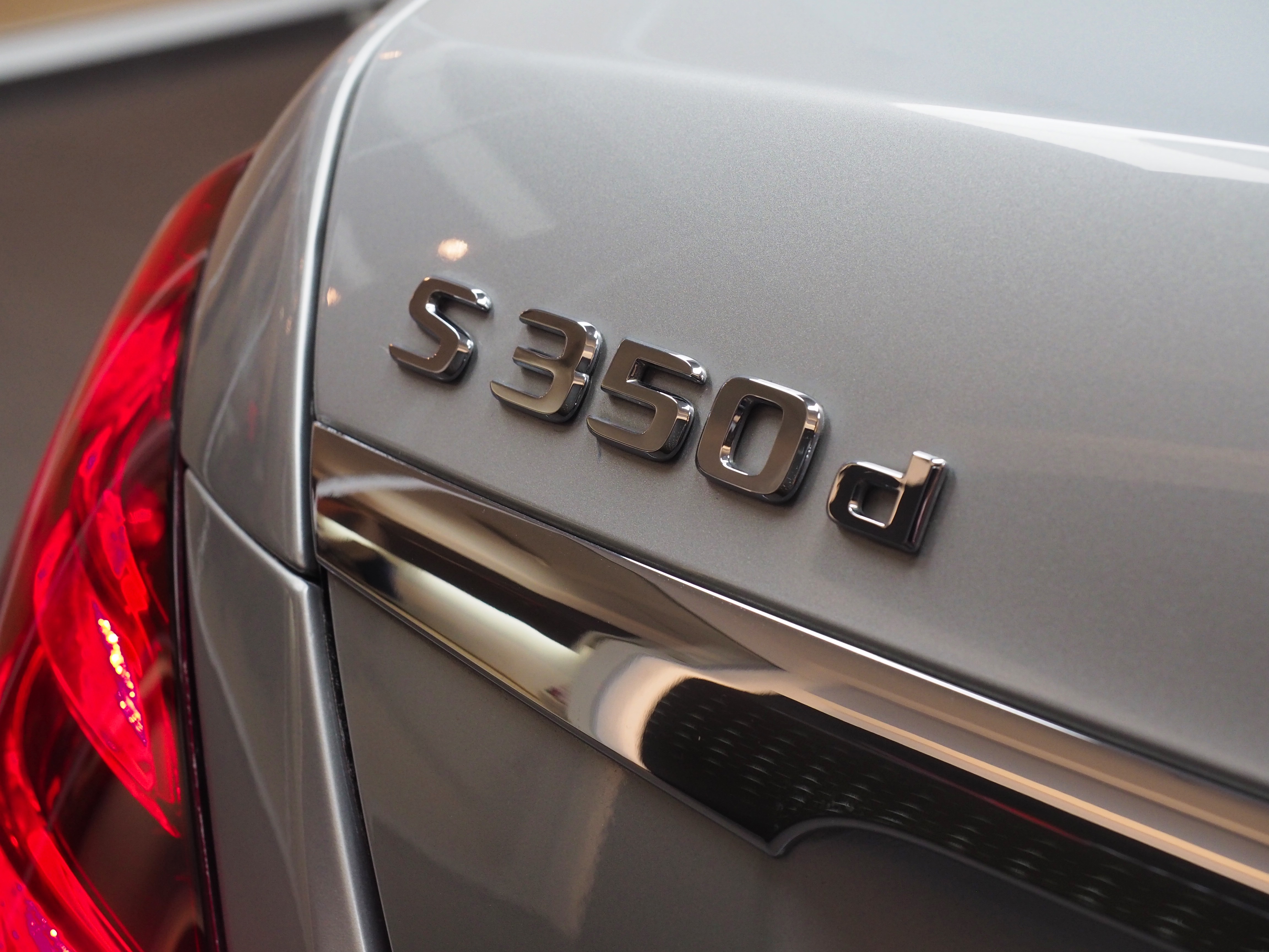 จองแล้ว S350d AMG Premium W222