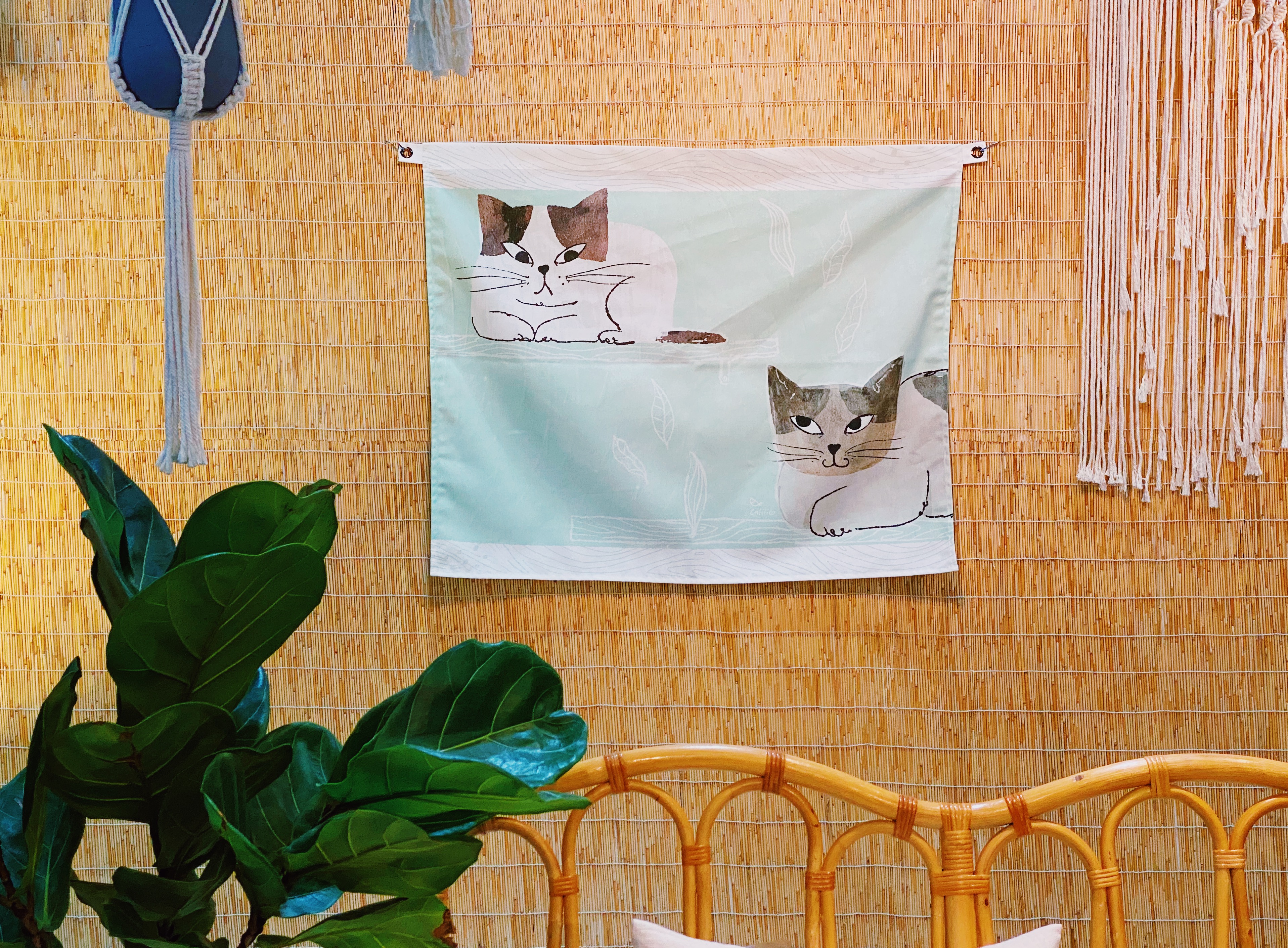 ผ้าตกแต่งผนังพิมพ์ลายแมว Wall decorate print fabric
