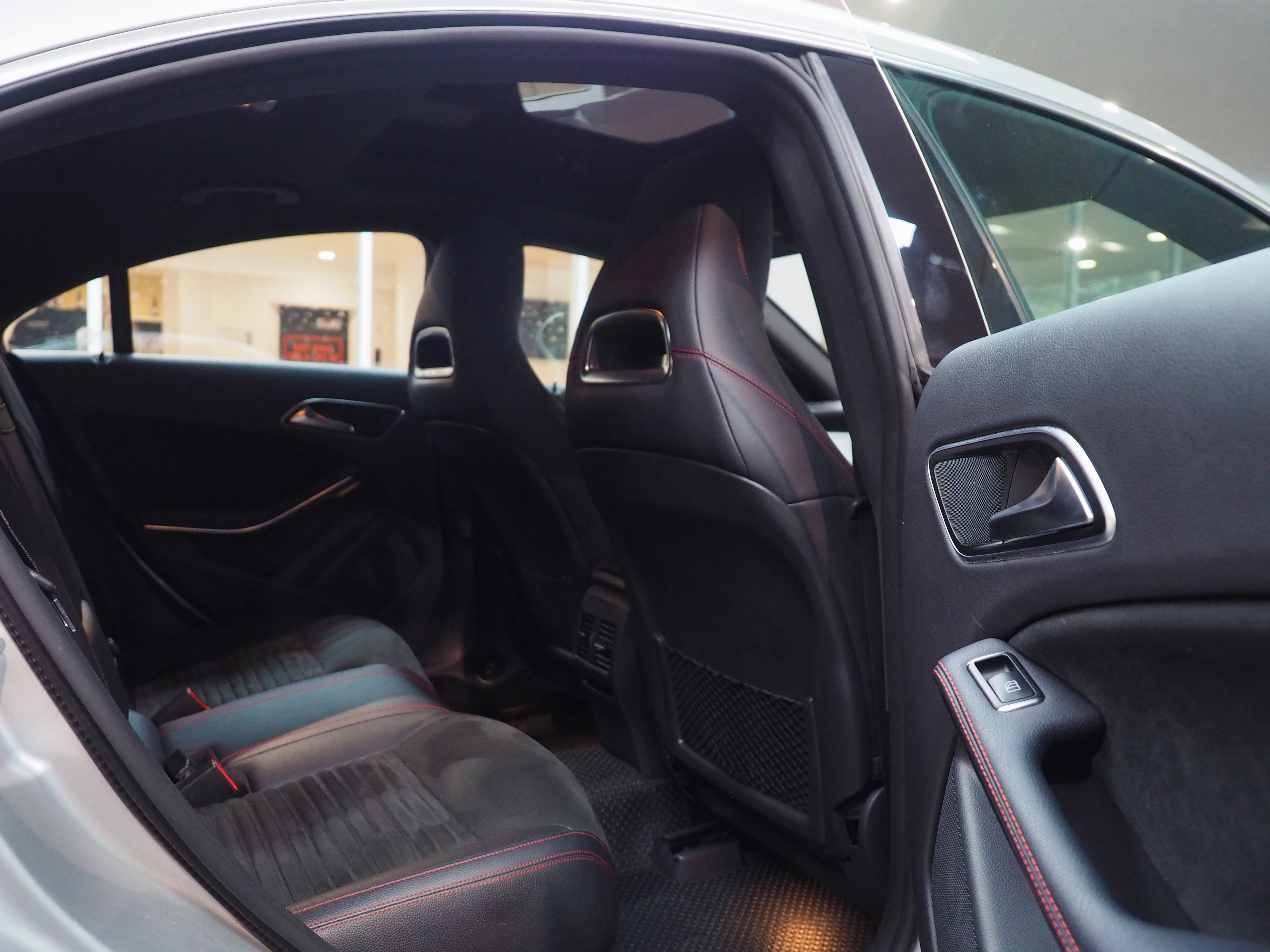 จองแล้ว CLA250 AMG W117