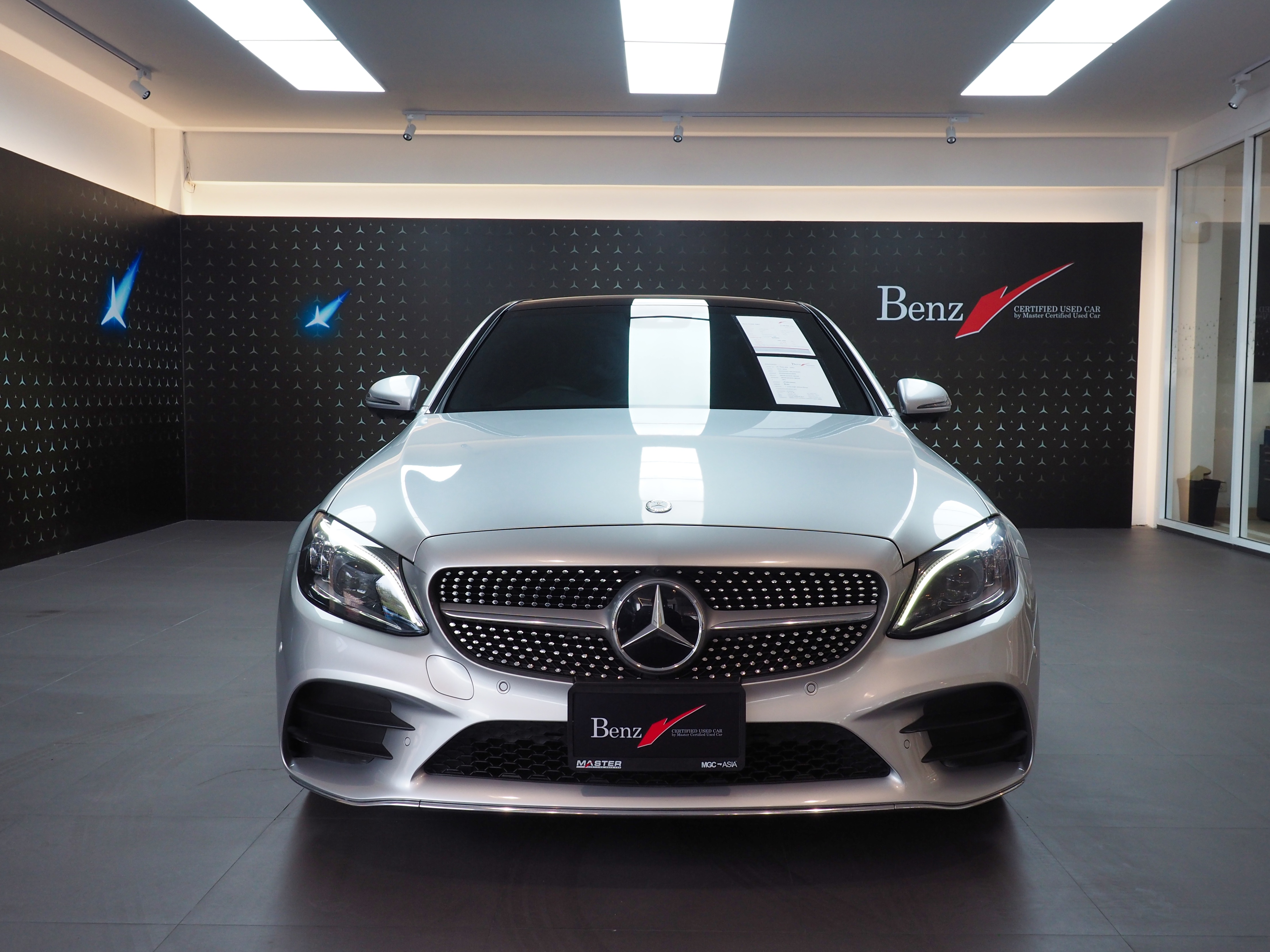 จองแล้ว C220d AMG Dynamic W205