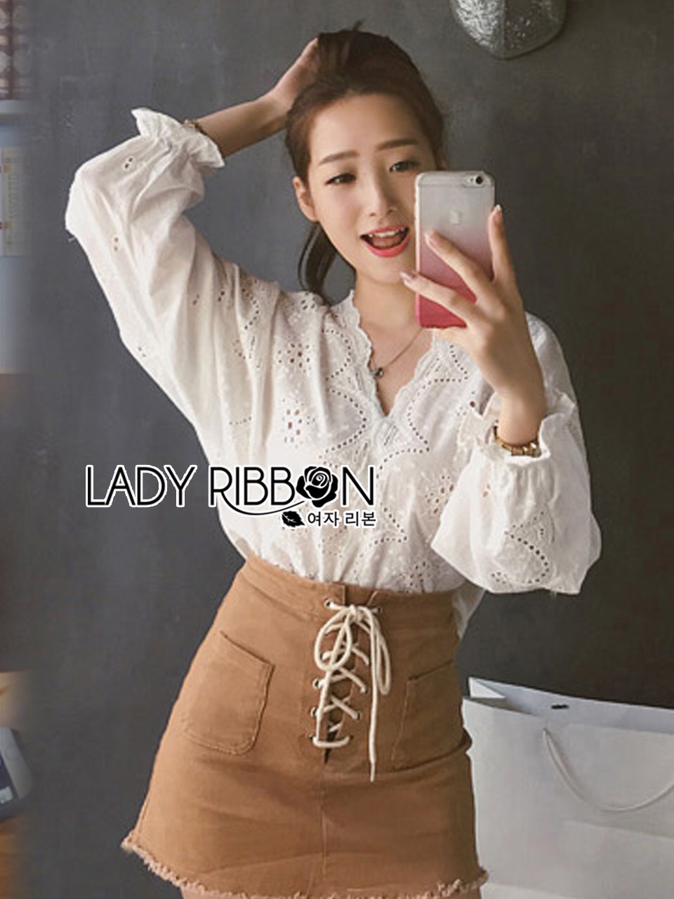 Lady Ribbon เสื้อผ้า 🎀 Lady Ribbon's Made 🎀 Lady Laurel Embroidered and Laser-Cut Cotton Cropped Top in White
