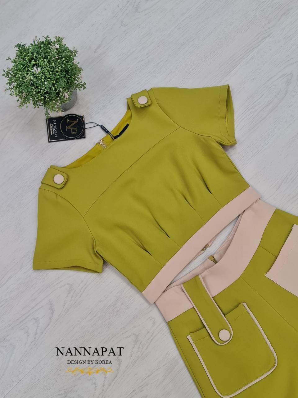 เสื้อซิปหลัง ดีไซส์เก๋